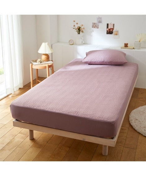 イブル 綿100%生地使用ジグザグキルトのボックスシーツ一体型敷きパッド（Coco Feel） (敷きパッド・ベッドパッド/カーテン・ラグ・寝具)