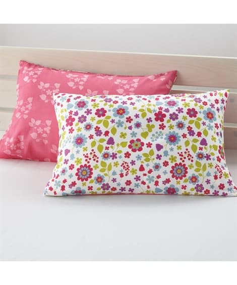 綿混プリントピローケース同色２枚組（ピンク系小花柄） 枕カバー・ピローパッドと題した写真